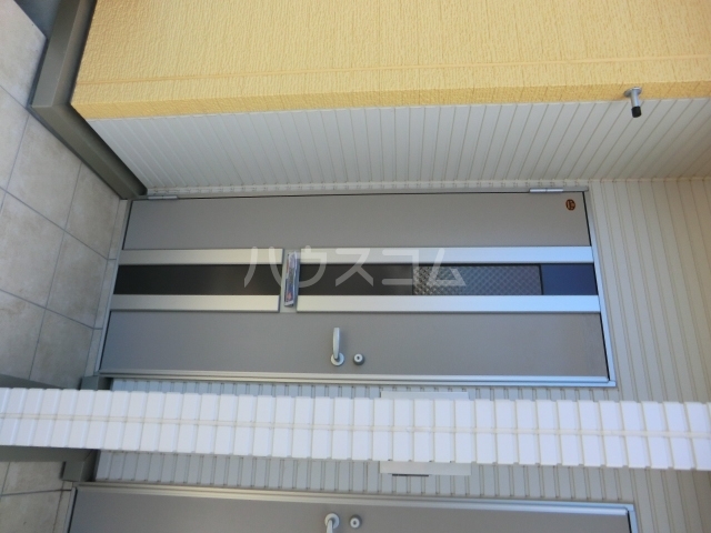 21/28 エントランス