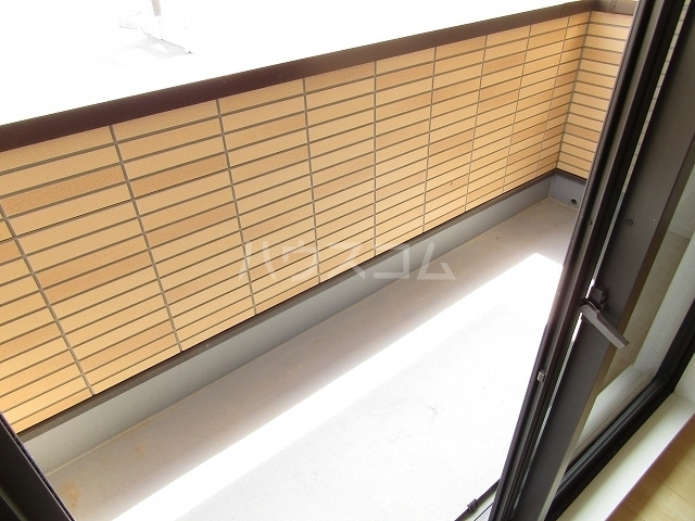 17/26 バルコニー