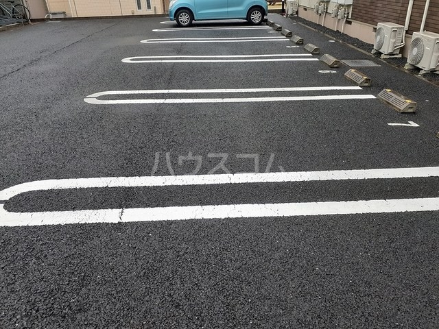 14/20 駐車場