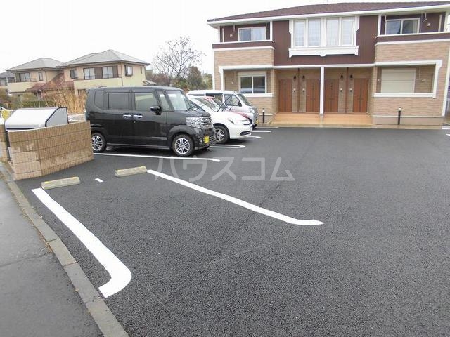 2/8 駐車場
