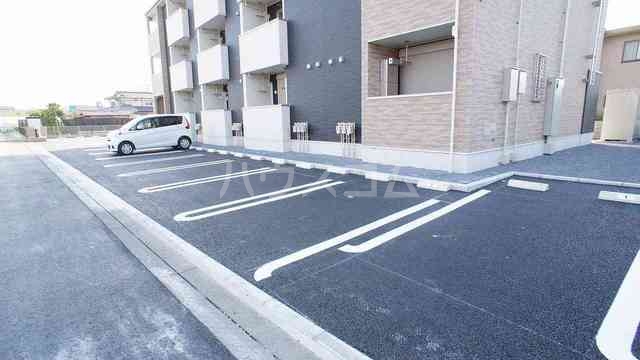 14/24 駐車場