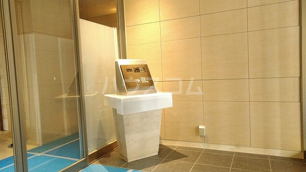 15/25 エントランス