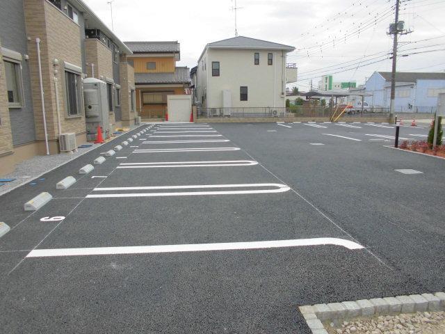 14/20 駐車場