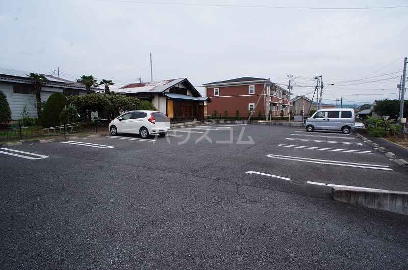 15/27 駐車場