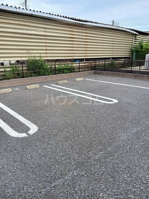 16/22 駐車場