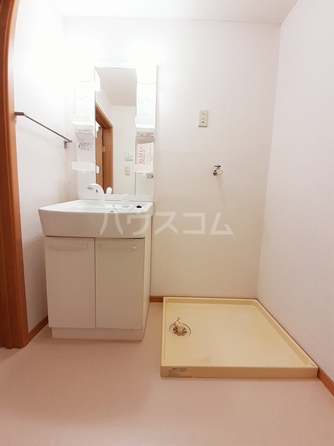 13/30 洗面