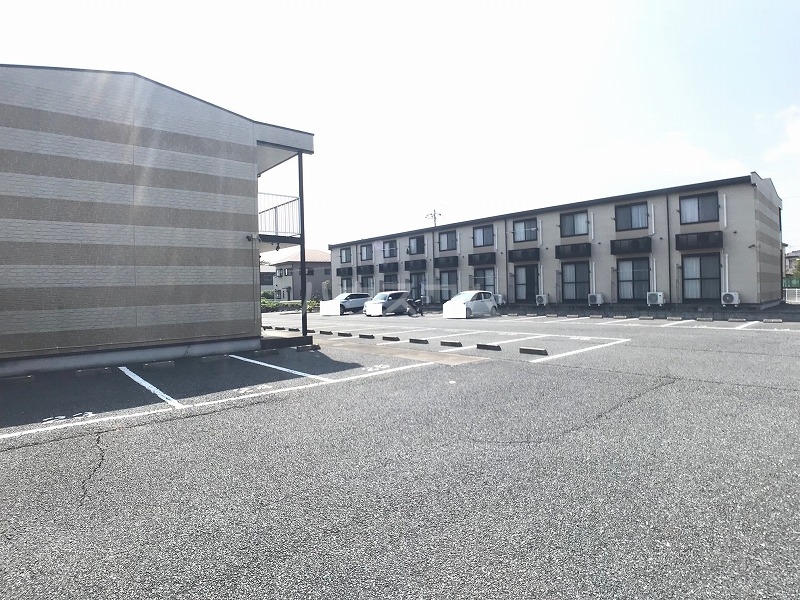 18/19 駐車場