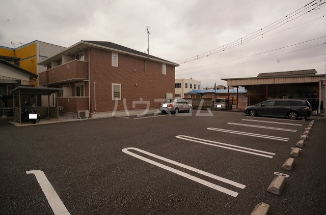 15/21 駐車場