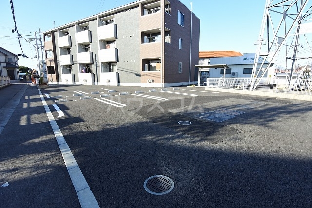 20/27 駐車場