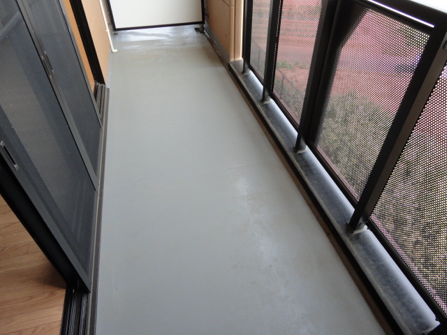 14/20 バルコニー