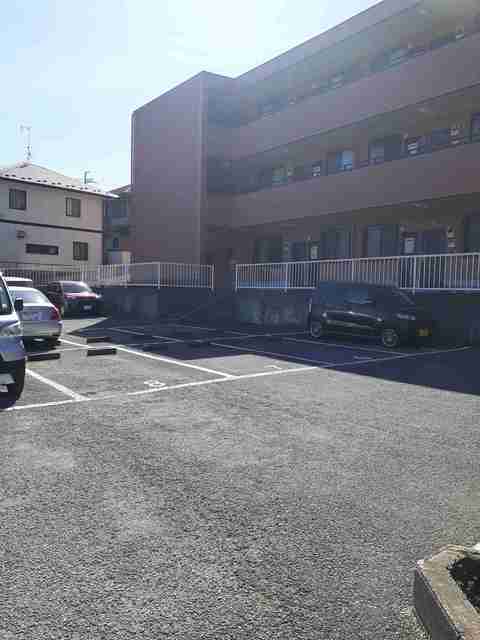 15/25 駐車場