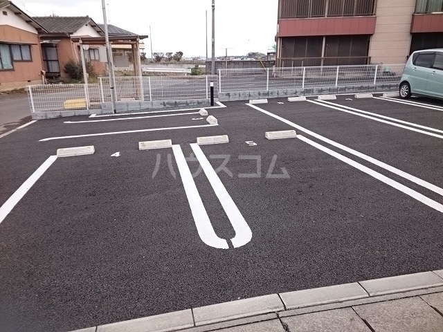 14/20 駐車場