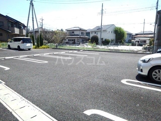 14/20 駐車場