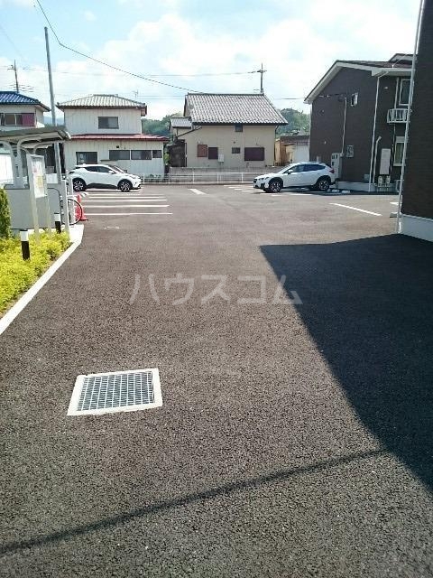 15/21 駐車場