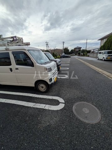 28/30 駐車場