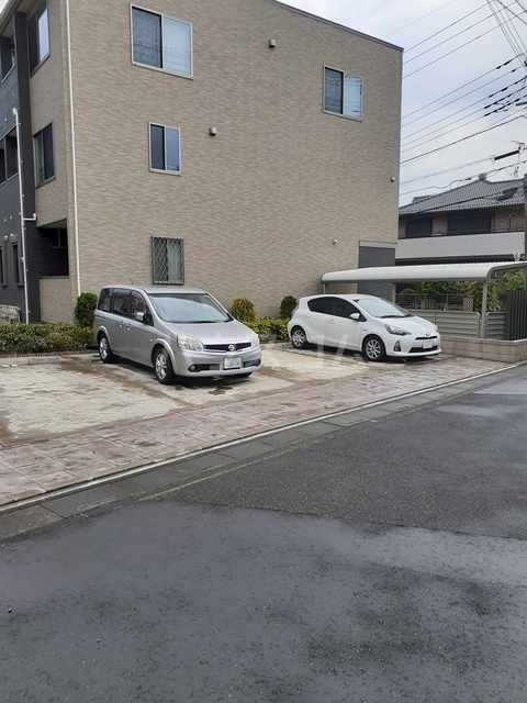 15/21 駐車場