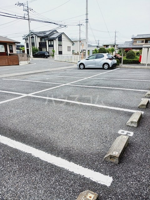 3/7 駐車場