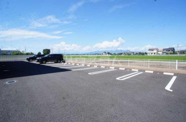 15/21 駐車場
