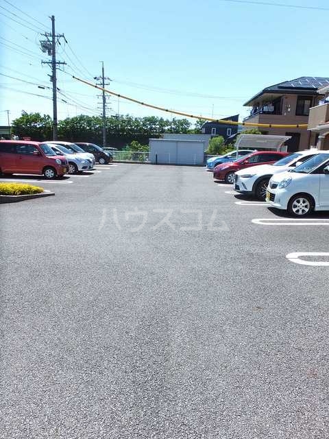 22/29 駐車場