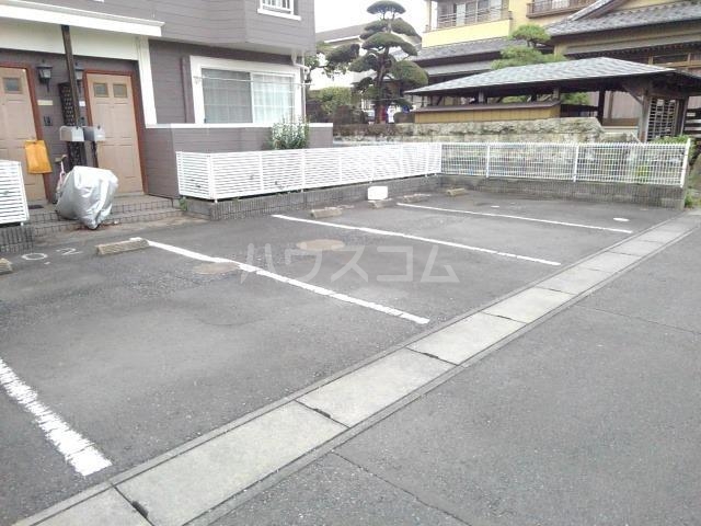 14/20 駐車場