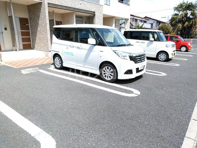 22/29 駐車場