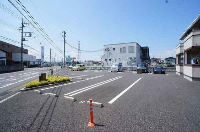 17/27 駐車場