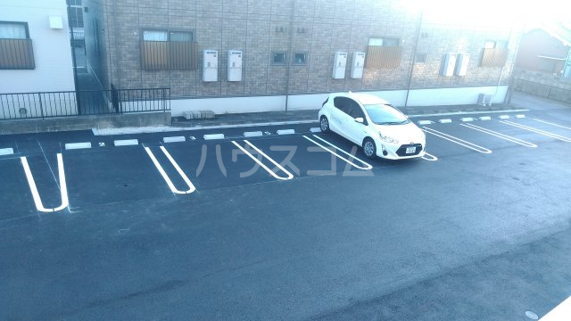 19/20 駐車場