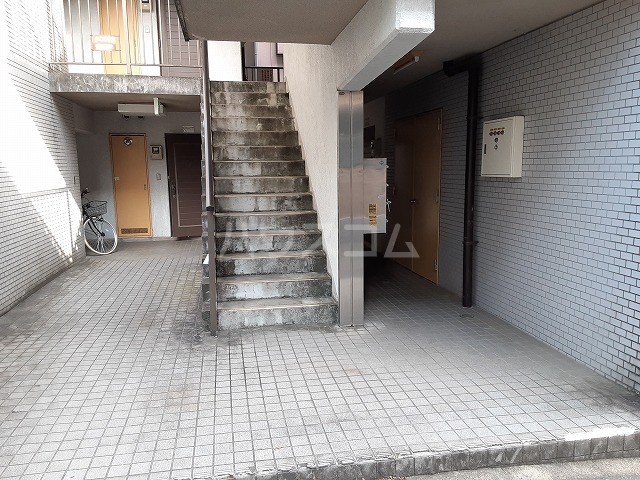 ロビー