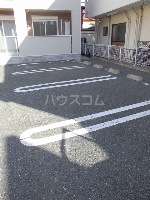 15/19 駐車場
