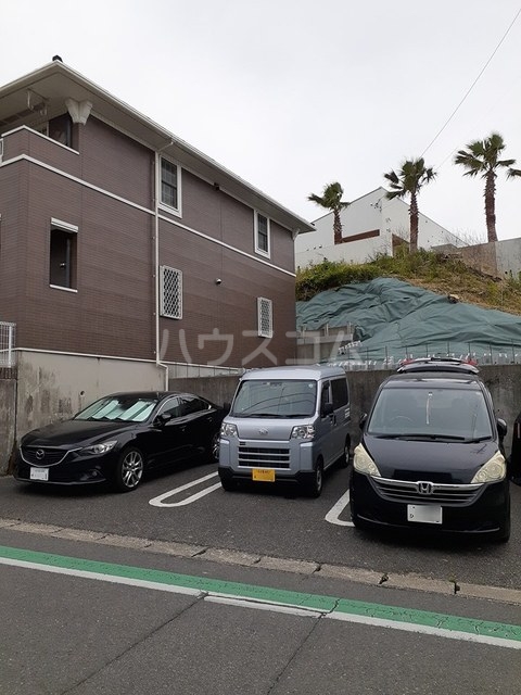 25/30 駐車場