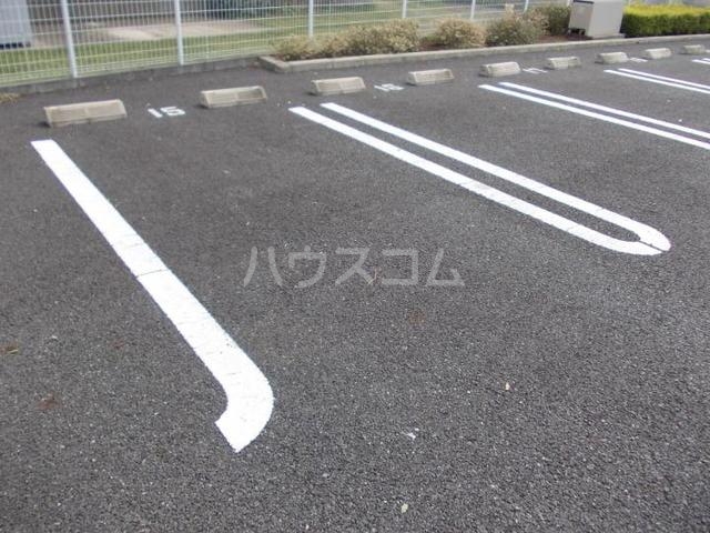 14/20 駐車場