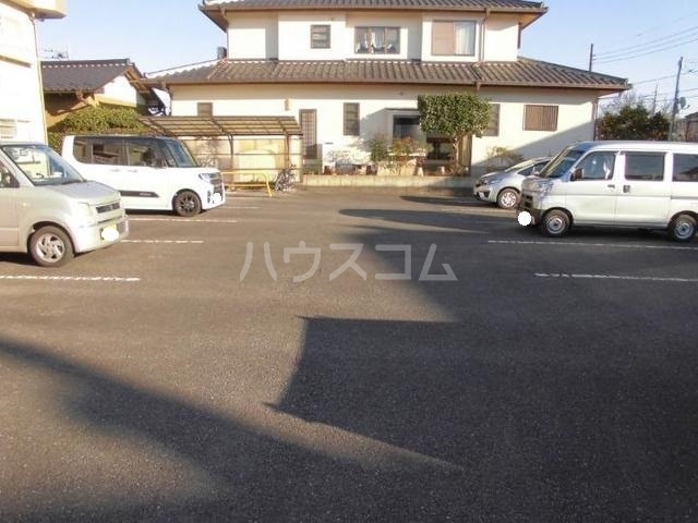 14/20 駐車場
