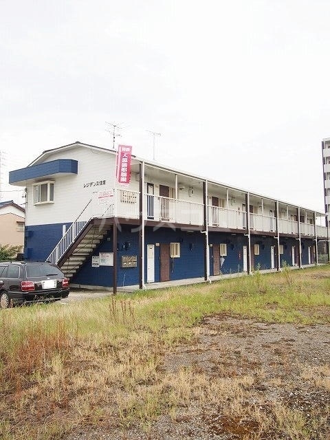 22/30 エントランス