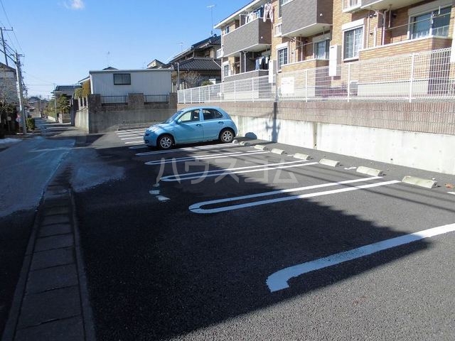 14/20 駐車場