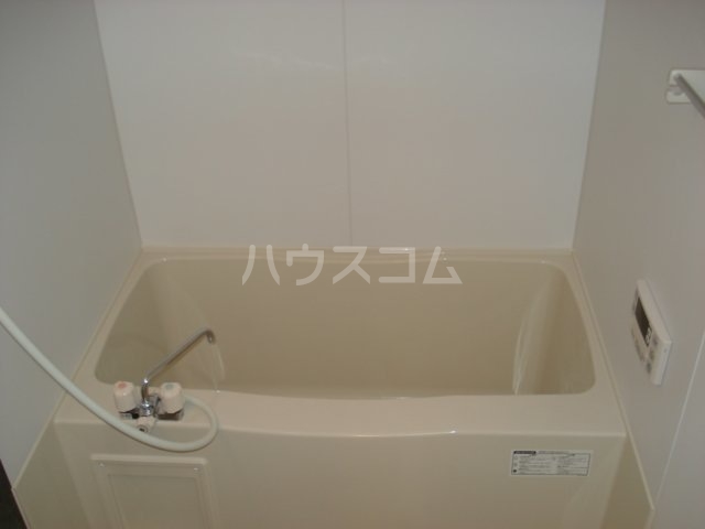 14/30 浴室