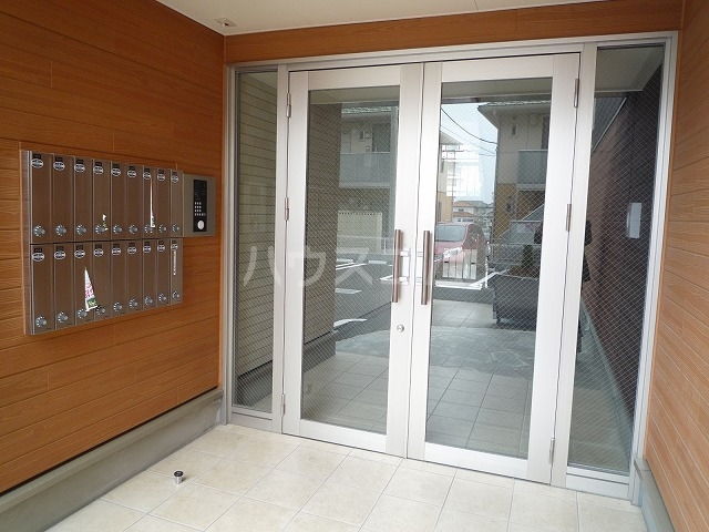 13/20 エントランス