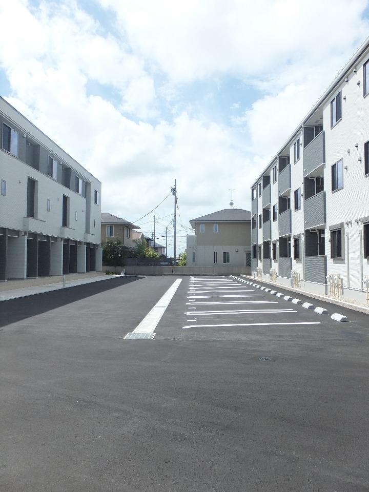 16/22 駐車場