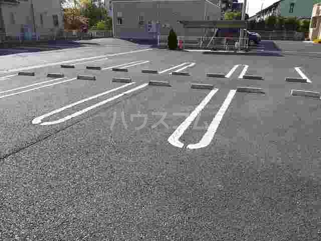 2/8 駐車場