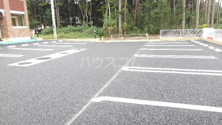 2/8 駐車場