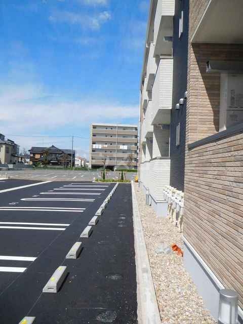 15/19 駐車場