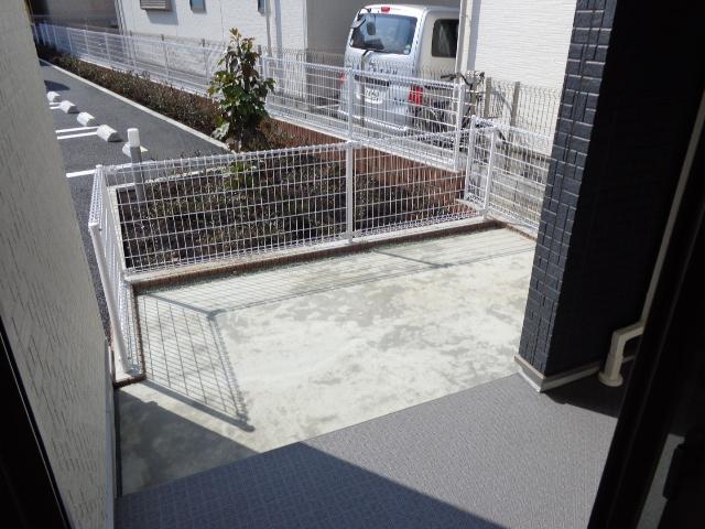 20/25 バルコニー