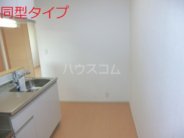 13/30 キッチン