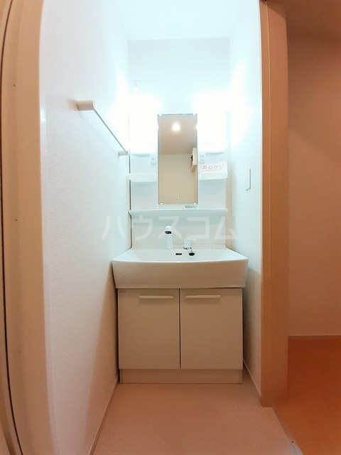 18/28 洗面