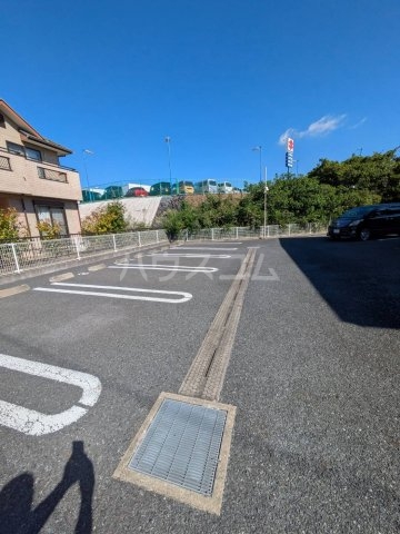 28/30 駐車場