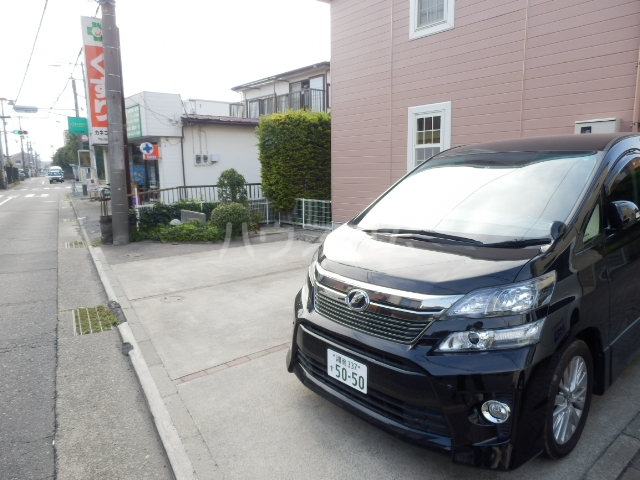 17/25 駐車場