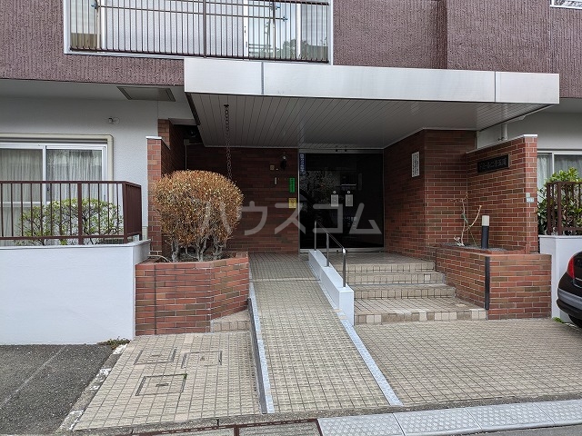 3/6 エントランス