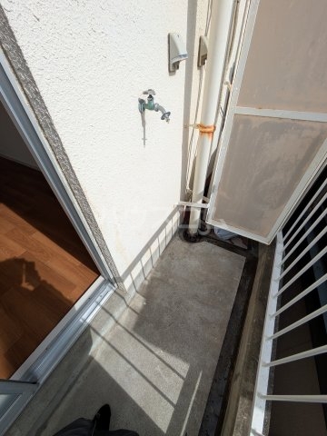 15/28 バルコニー