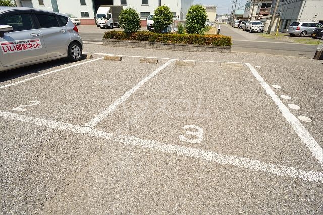 2/8 駐車場