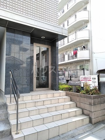 2/8 エントランス