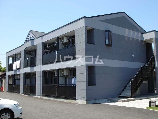 16/19 エントランス